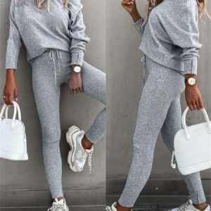 Casual Two-Piece Outfit Featuring A Long-Sleeve Pullover And High-Waisted Drawstring Pants