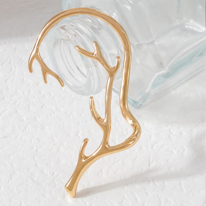 5437Bbbe-41D2-4947-999E-F0D924759C55.Jpg Original High-End Female No-Ear Hole Sen Super Fairy Elf Earrings