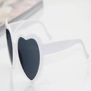 Heart Shape Sunglasses – Fashionable Special-Effects Eyewear