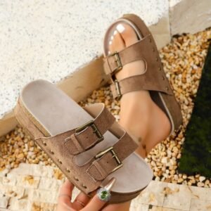 Large Size Thick-Soled Boken Rivet Sandals