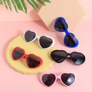 Heart Shape Sunglasses – Fashionable Special-Effects Eyewear