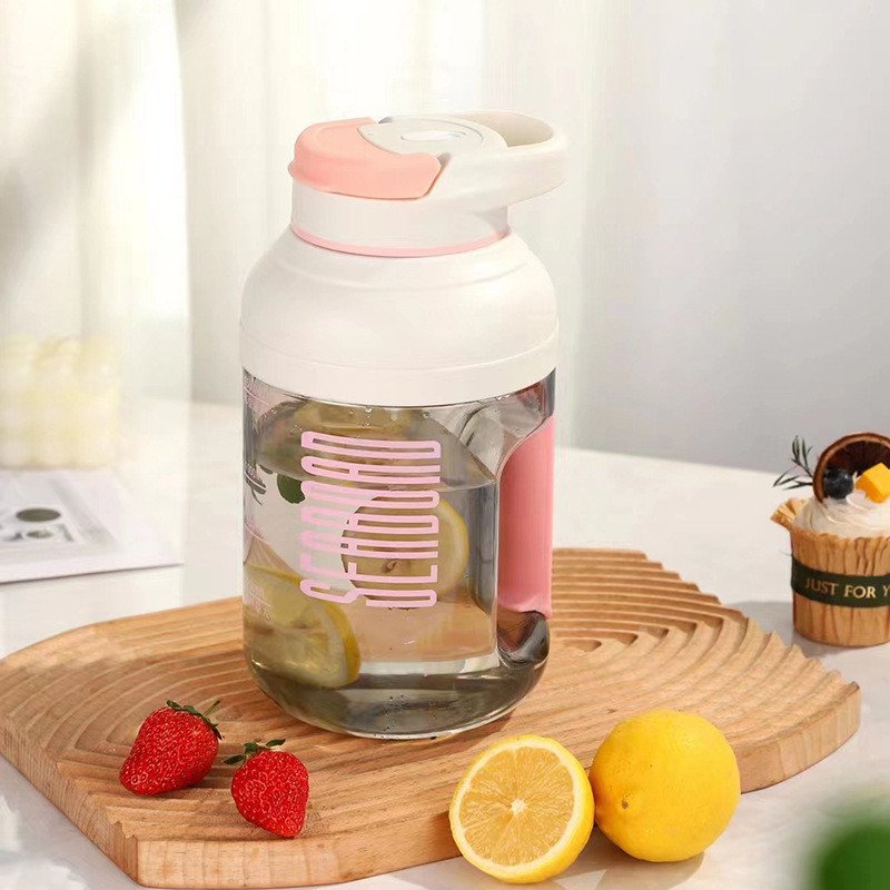 Cbe0806B-8Ba2-42F3-8A5D-50Be557C9Ed5.Jpg 1.5L Portable Blender Juicer Bucket Charging Wireless