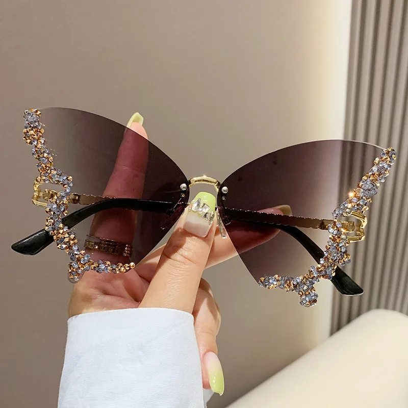 Diamond Butterfly Sunglasses – Premium Luxury Y2K Oversized Rimless Shades