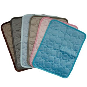 F85C073A-06E0-4780-8826-E6Cbed58B0Fb.jpg Premium Dog Cooling Mat – Breathable Summer Comfort